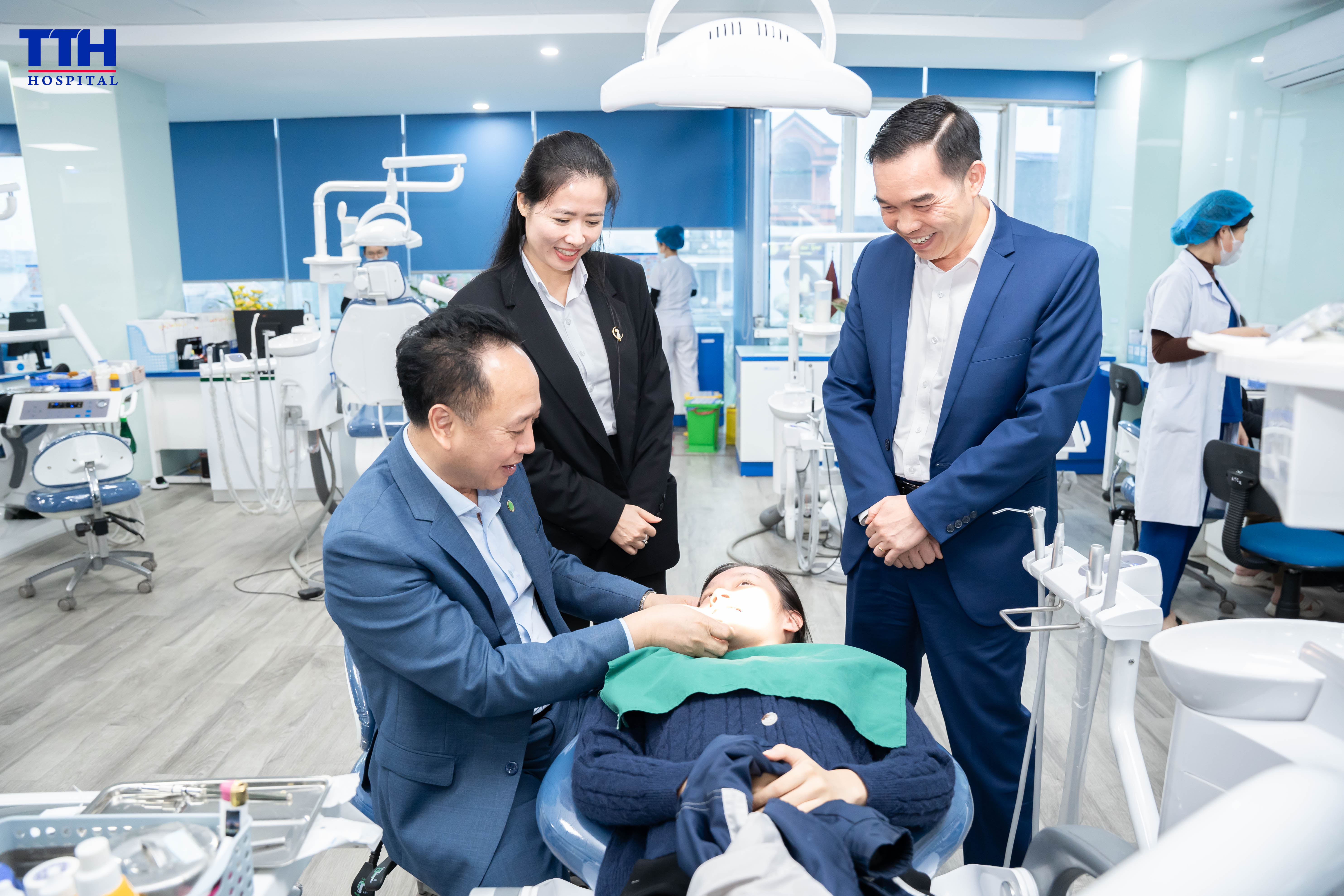 Dưới đây là một số hình ảnh khác của buổi làm việc 6