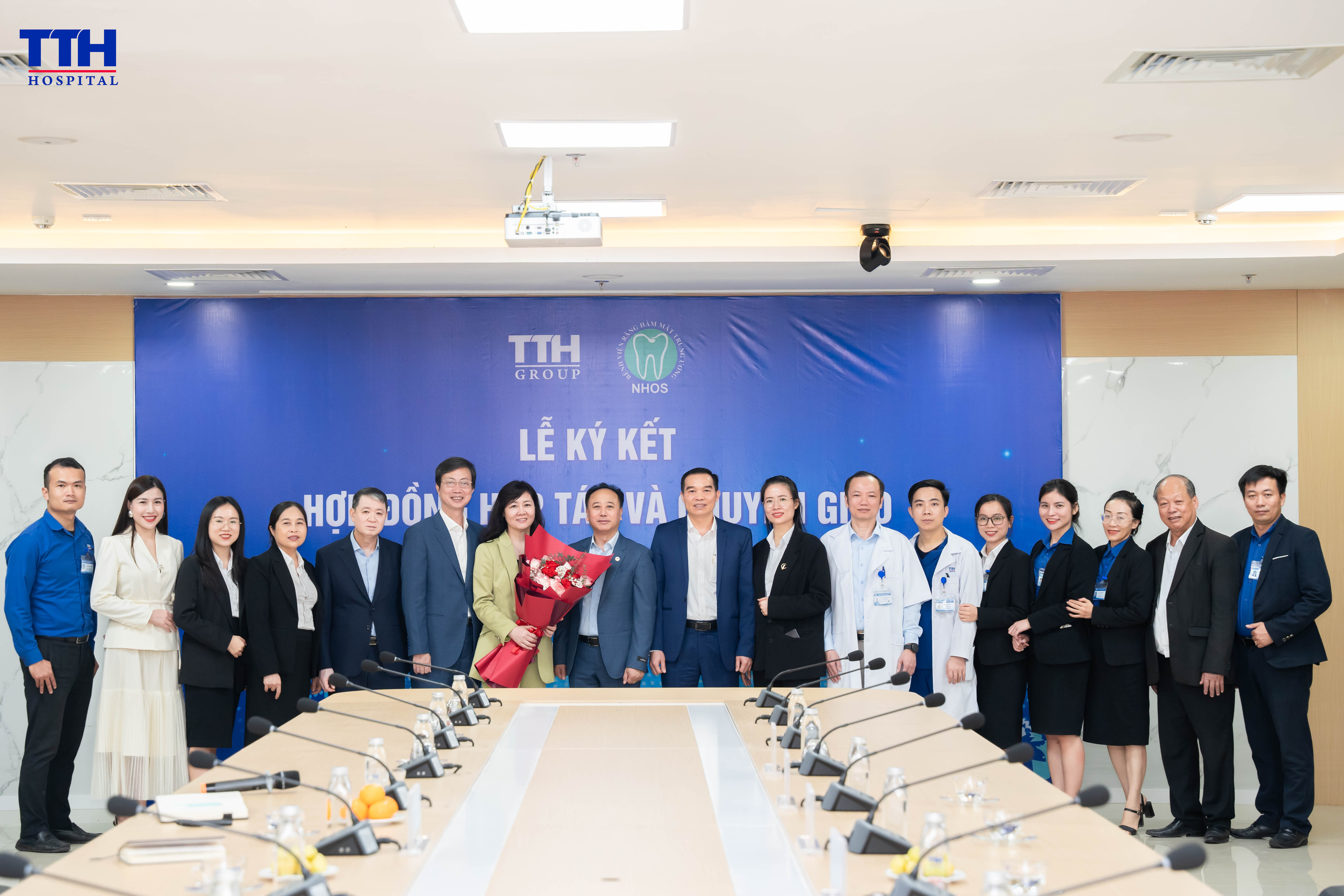 Dưới đây là một số hình ảnh khác của buổi làm việc 1