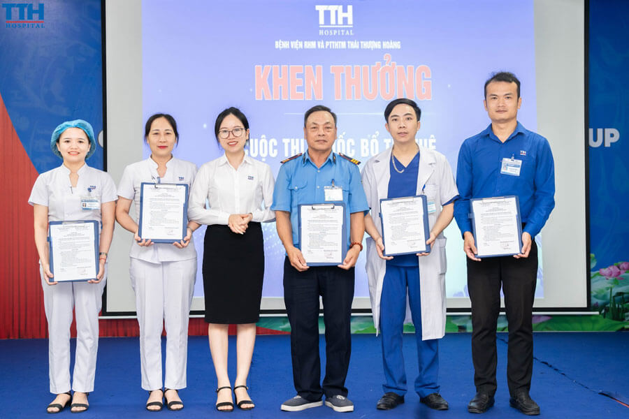 Cá nhân đạt giải trong cuộc thi "Thuốc bổ trí tuệ" lần 2