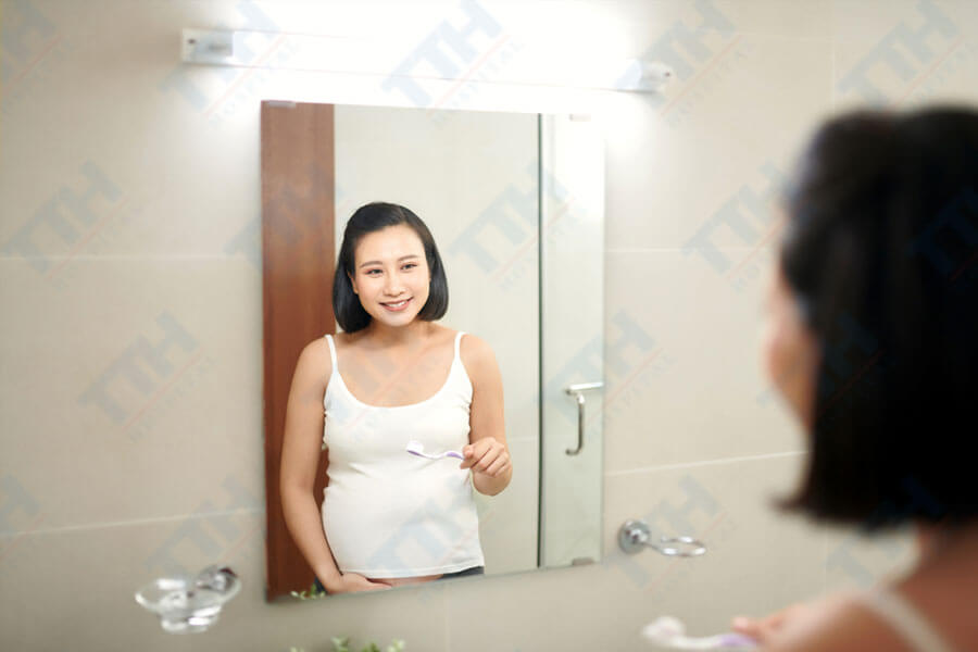 Có bầu niềng răng được không?