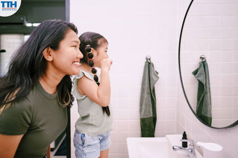 Hướng Dẫn Chăm Sóc Sau Gây Mê Điều Trị Răng Trẻ Em