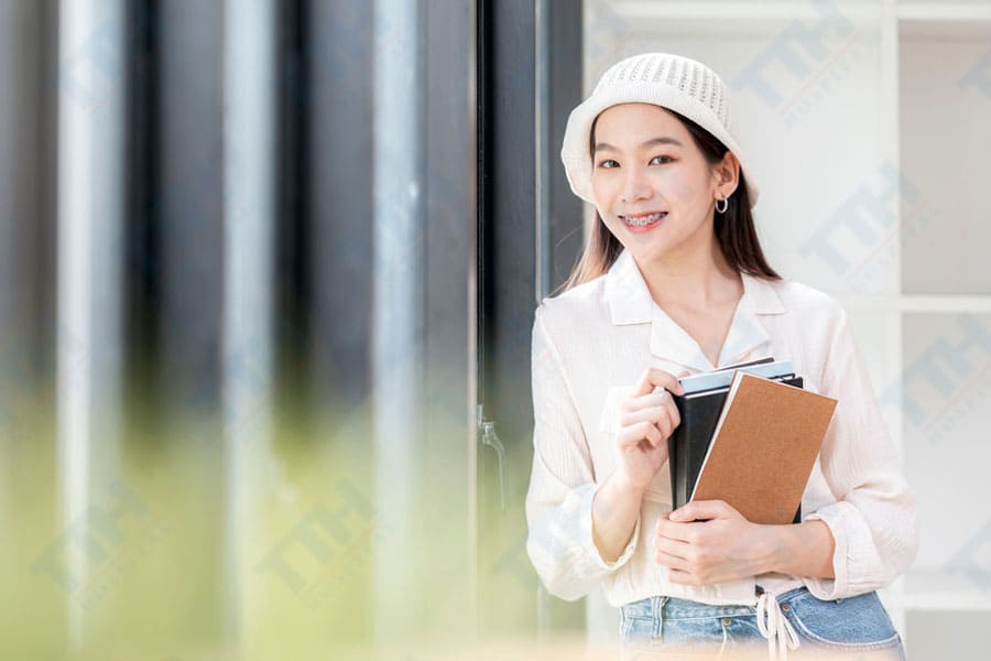 Lợi ích lâu dài của niềng răng đối với sức khỏe răng miệng