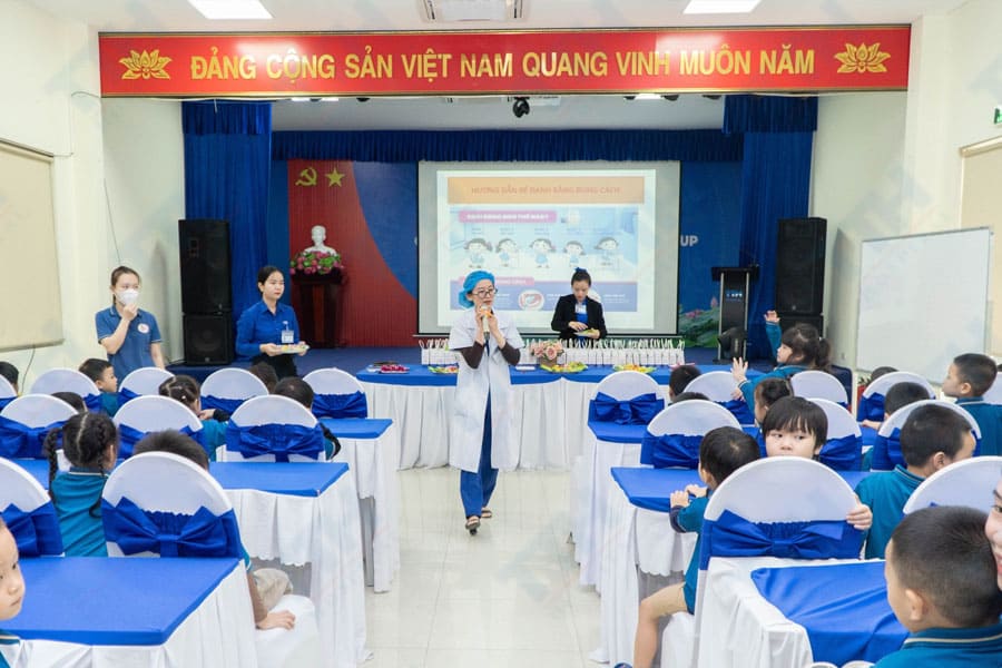 Những Kỷ Niệm Đẹp Với Các Phần Quà Ý Nghĩa