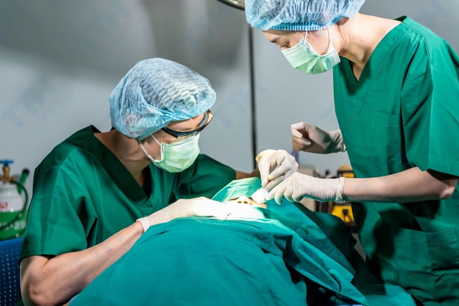 Quy trình phẫu thuật an toàn, nhanh chóng