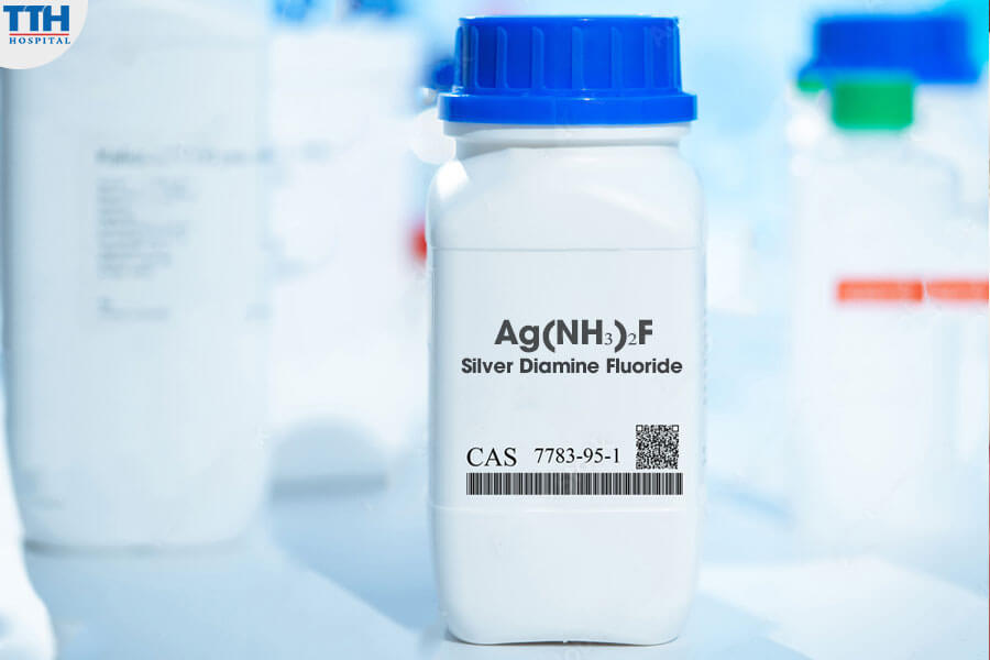 SDF (Silver Diamine Fluoride) Là Gì?