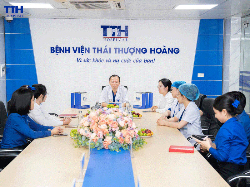 Tự hào đồng hành cùng đội ngũ Y, Bác sĩ