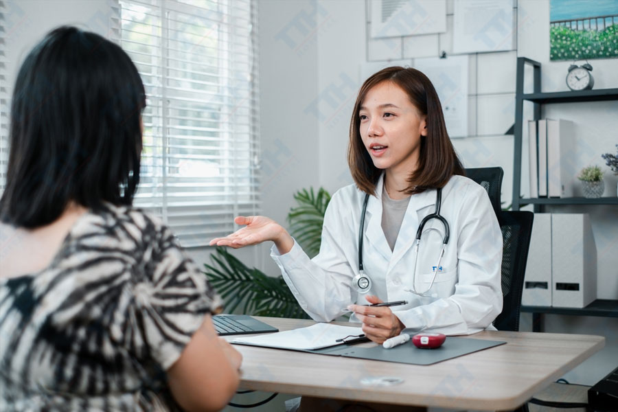 Tư vấn và đánh giá ban đầu để hút mỡ Body Jet