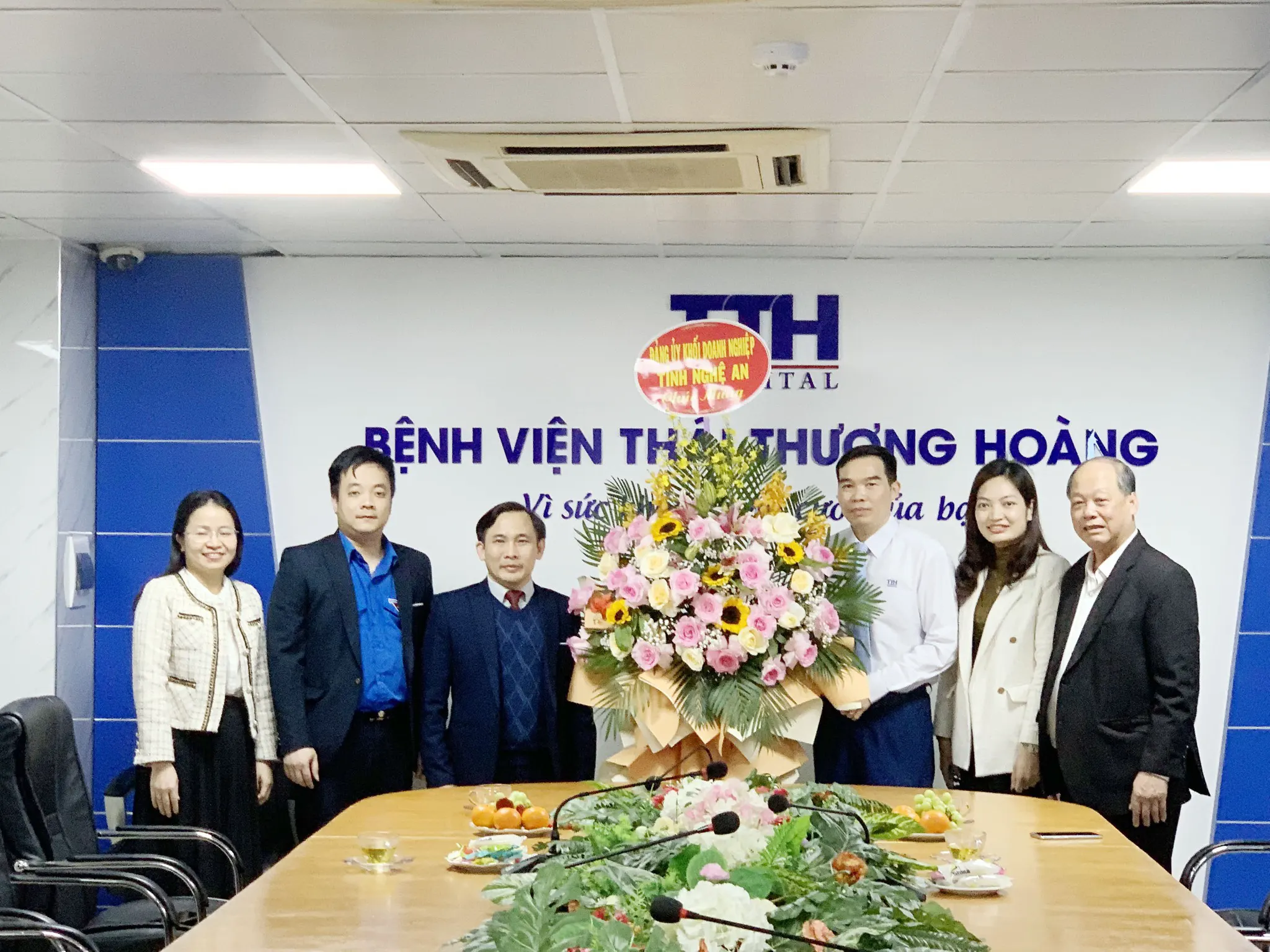 CHÚC MỪNG NGÀY THẦY THUỐC VIỆT NAM 27/2