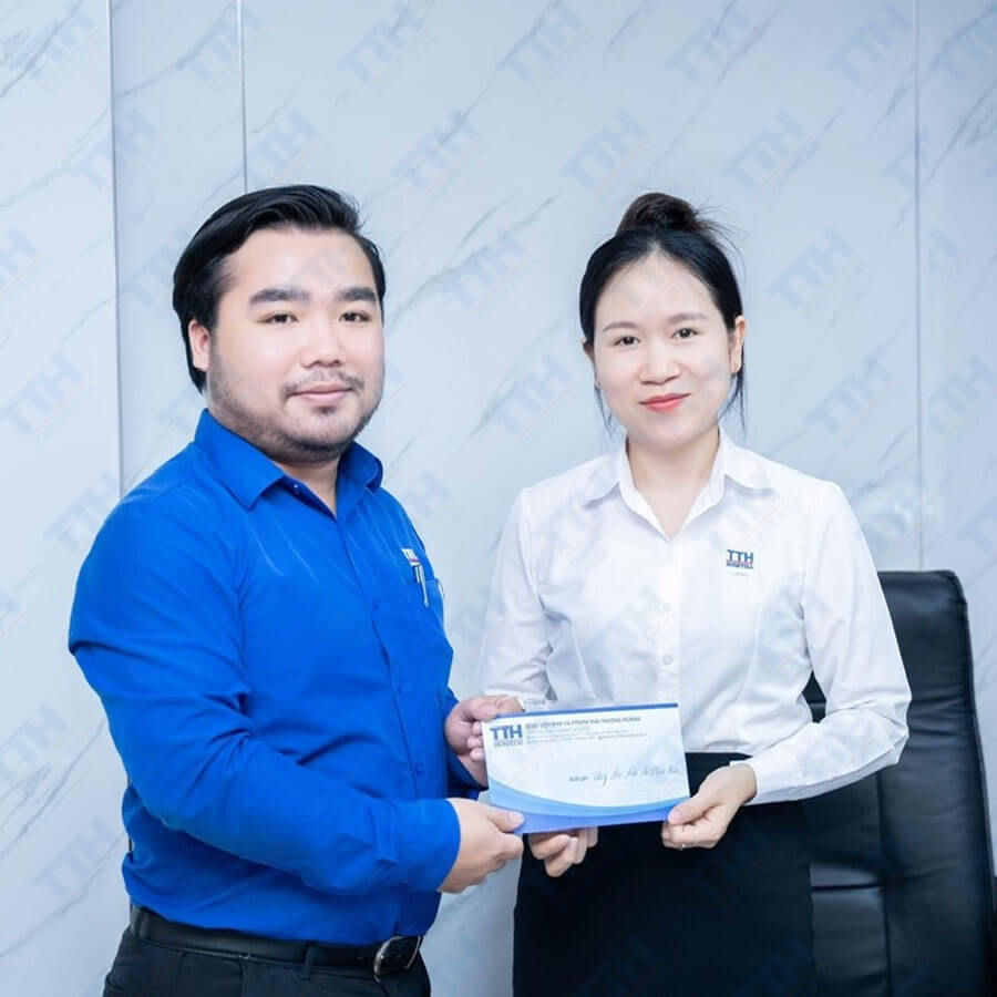 TTH GROUP CÙNG TẬP THỂ CBNV CHUNG TAY ỦNG HỘ ĐỒNG BÀO MIỀN BẮC KHẮC PHỤC HẬU QUẢ CƠN BÃO SỐ 3 (BÃO YAGI)